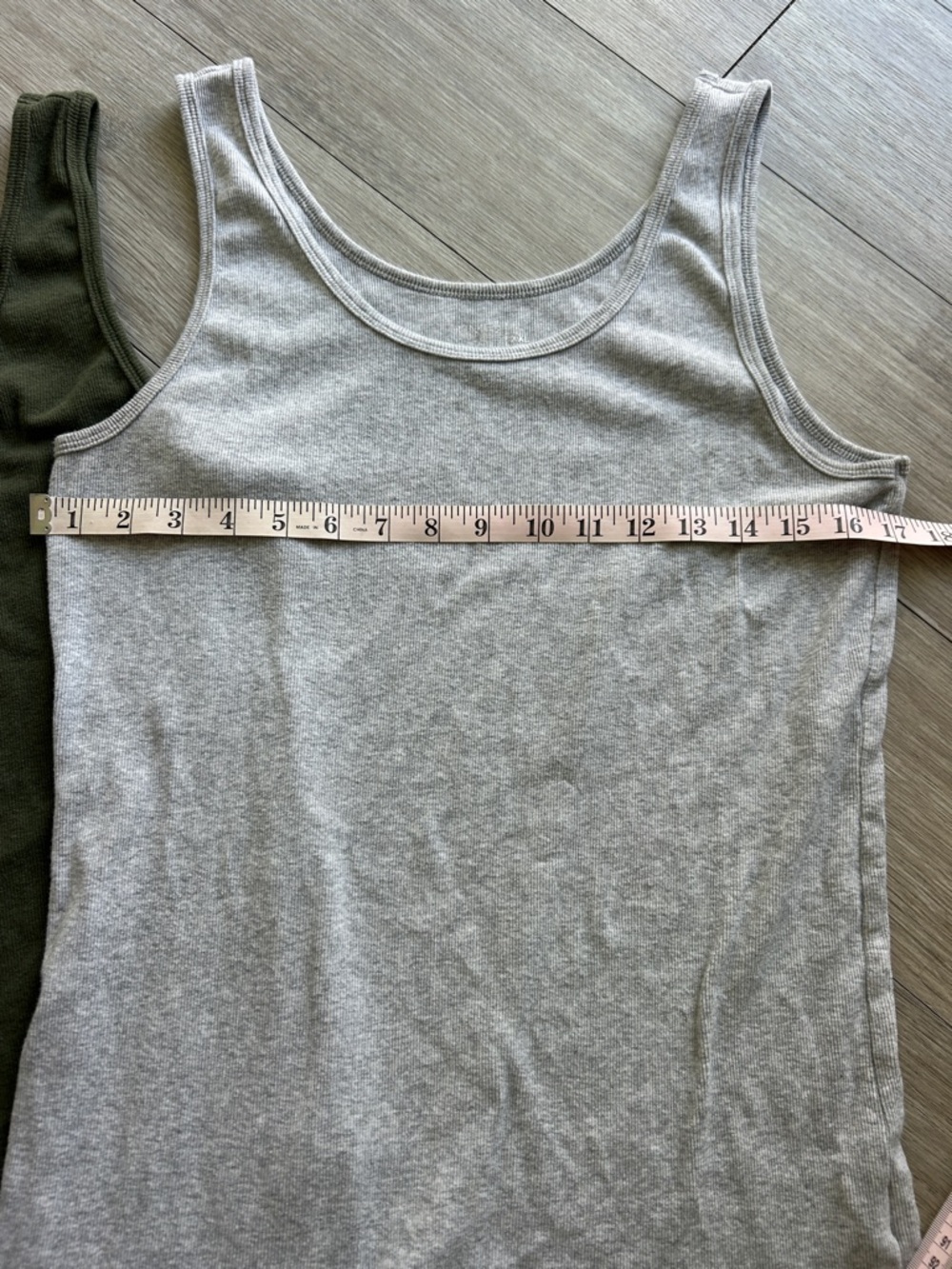 Time and Tru Olive Green & Heather Gray Tank Top Duo - Picture 4 of 6